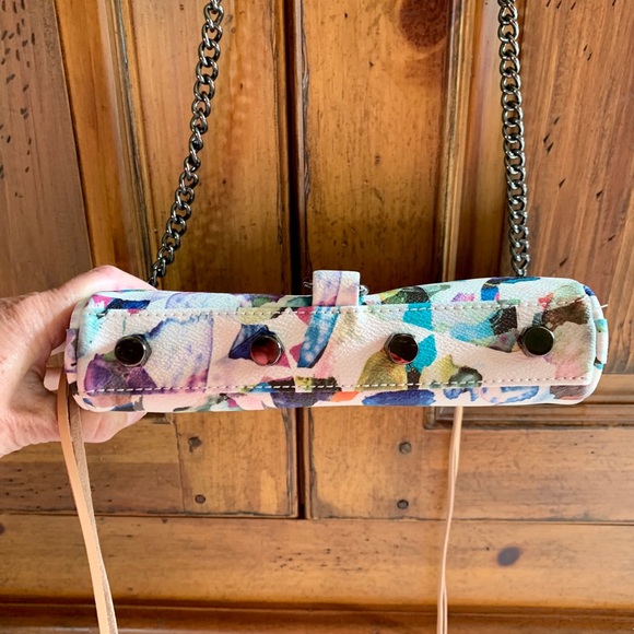 Mini M.A.C Limited Edition Shoulder Bag. Gorgeous! - Picture 3 of 4